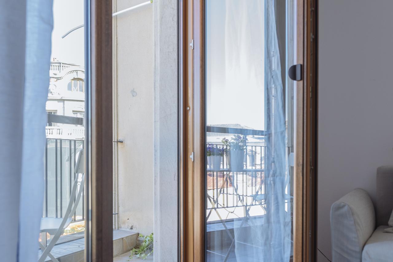Old Town - City Center Apartment 布加勒斯特 外观 照片